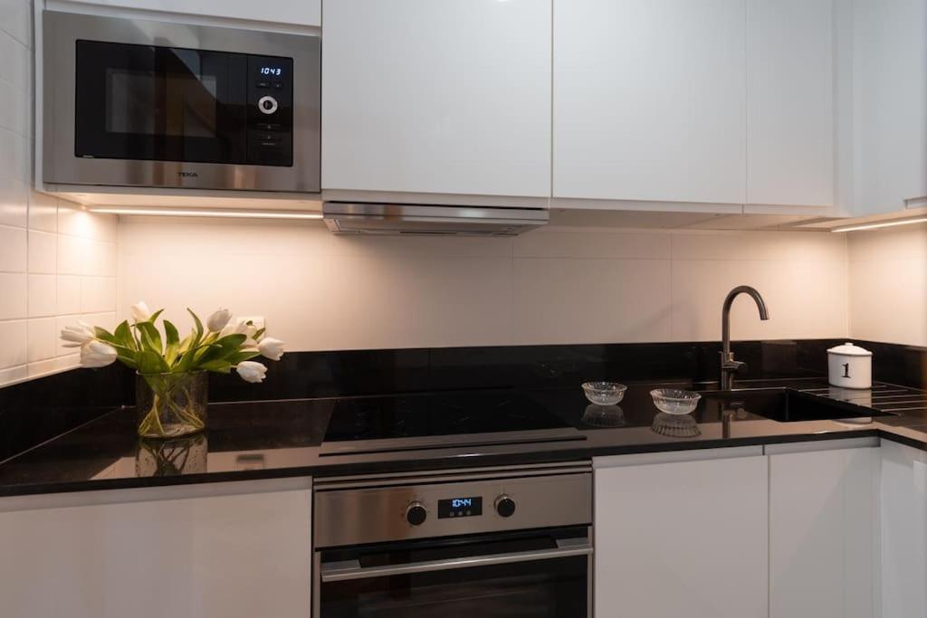 Apartament Vivienda Con Zona De Trabajo, Piscina Y Parking Madryt Zewnętrze zdjęcie