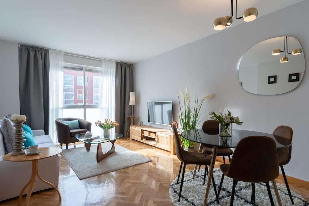 Apartament Vivienda Con Zona De Trabajo, Piscina Y Parking Madryt Zewnętrze zdjęcie