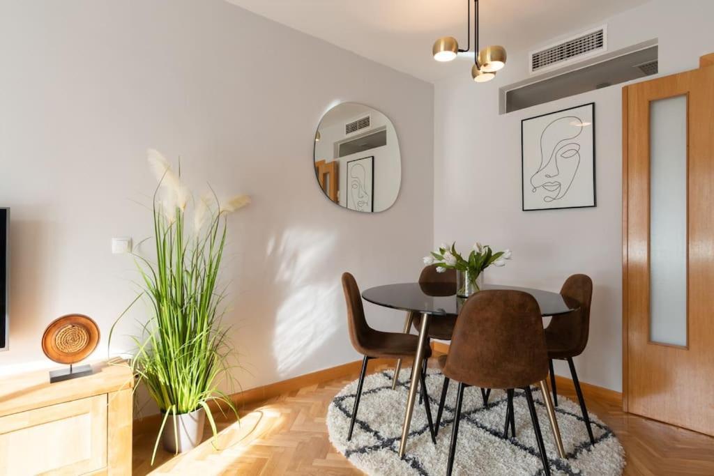 Apartament Vivienda Con Zona De Trabajo, Piscina Y Parking Madryt Zewnętrze zdjęcie