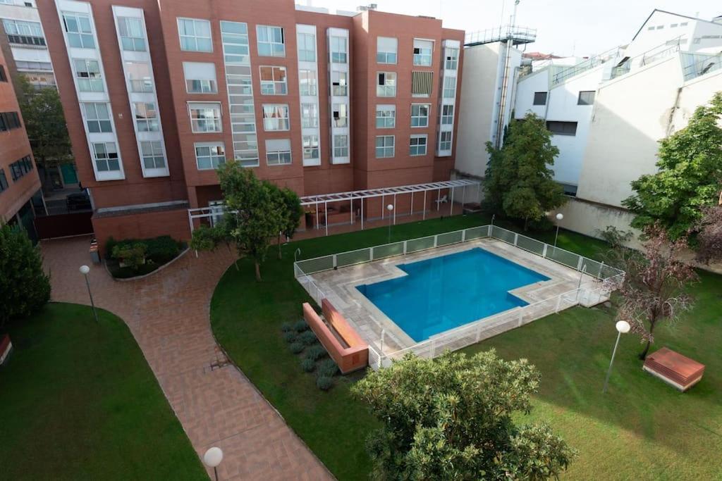 Apartament Vivienda Con Zona De Trabajo, Piscina Y Parking Madryt Zewnętrze zdjęcie