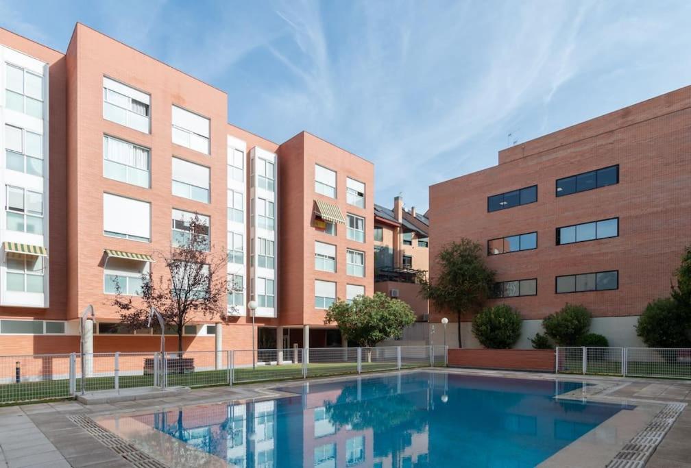 Apartament Vivienda Con Zona De Trabajo, Piscina Y Parking Madryt Zewnętrze zdjęcie